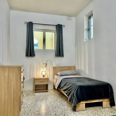 Maison d'hôtes A Lovely 3 Bedroom Townhouse In